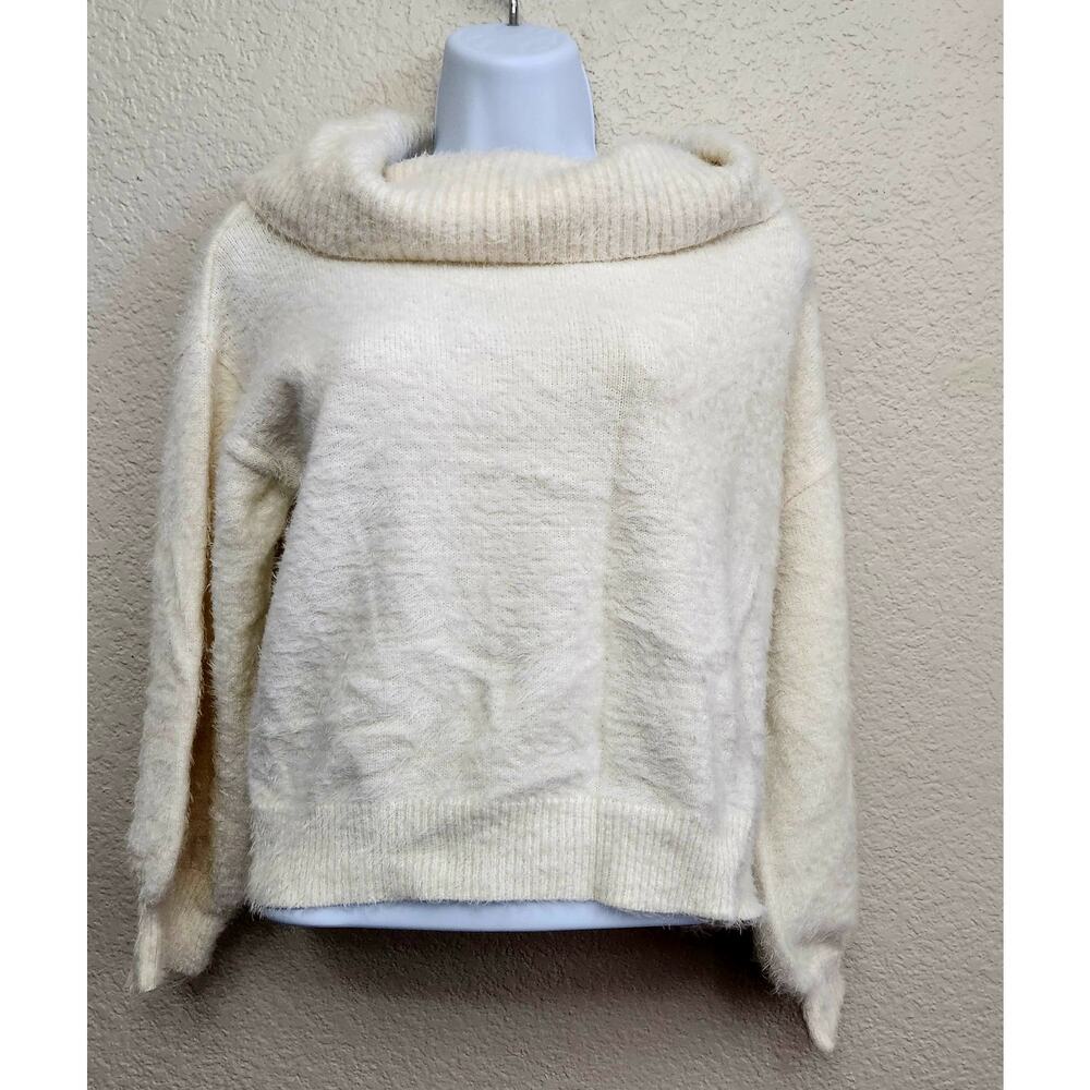 Earth Music & Ecology Cream Fuzzy Cowl Neck Cropped Sweater Large Long Sleeves